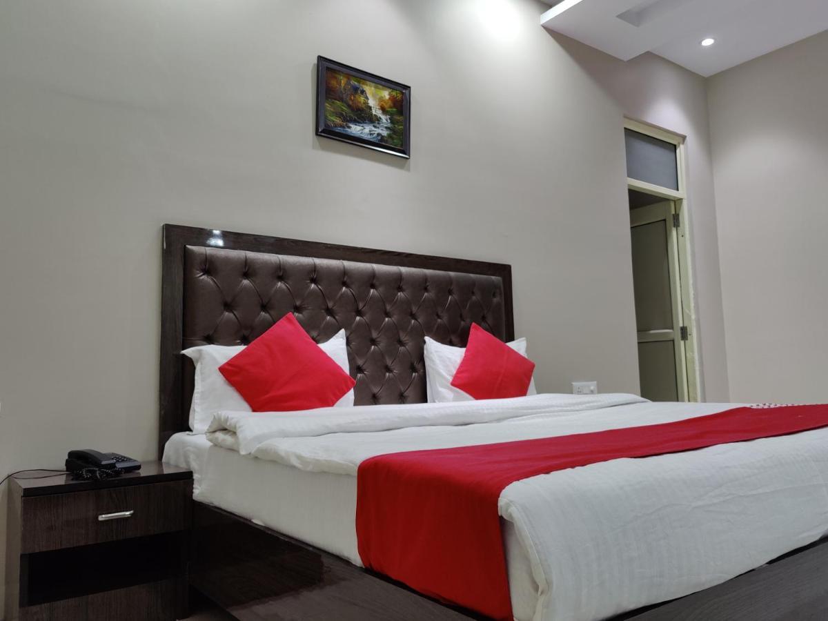 Hotel Kailash Mansarovar And Banquet Hall Bareilly Esterno foto
