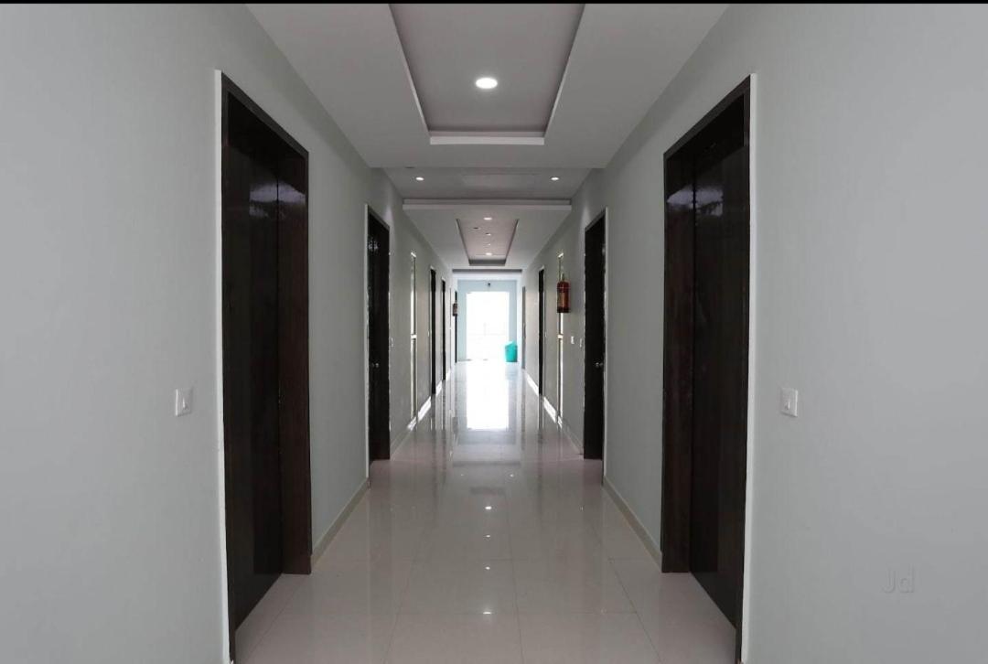 Hotel Kailash Mansarovar And Banquet Hall Bareilly Esterno foto