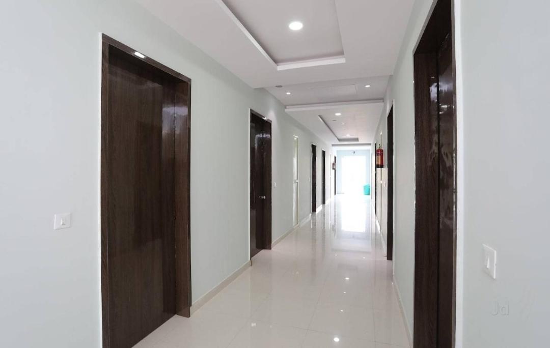 Hotel Kailash Mansarovar And Banquet Hall Bareilly Esterno foto